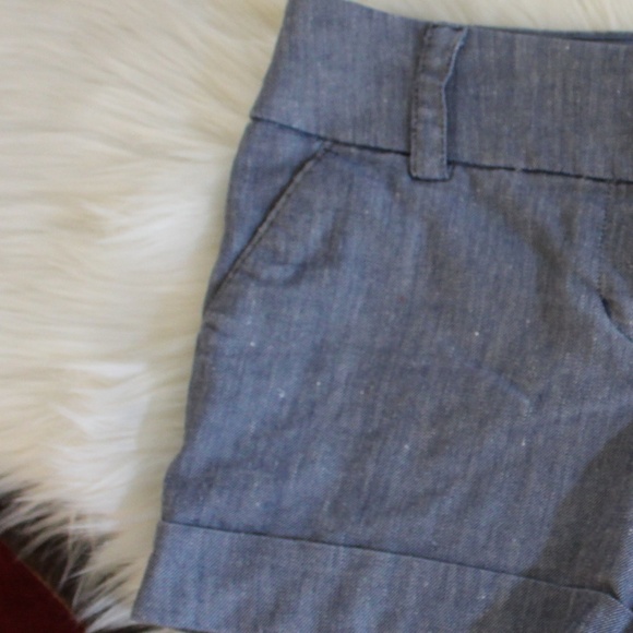 Express, Midi low Rise cuffed Hem lined blend shorts - Picture 3 of 7